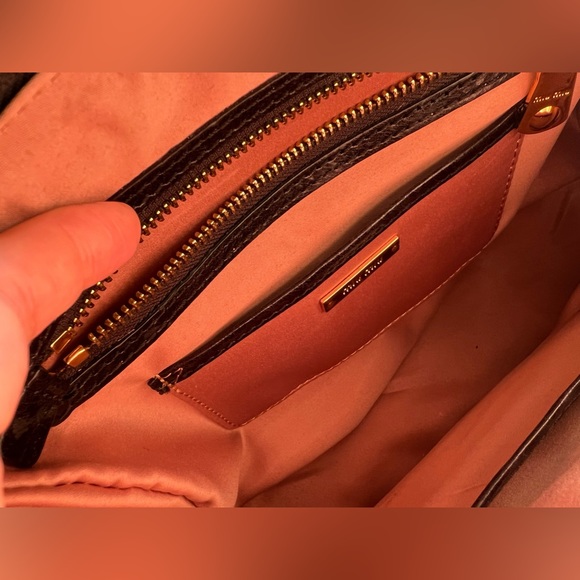 Miu Miu Handbag 【BRAND NEW】 - Picture 11 of 17